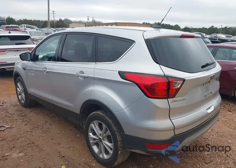 2019 Ford Escape Se z USA, uszkodzony, nr VIN 1FMCU9GD2KUB10523